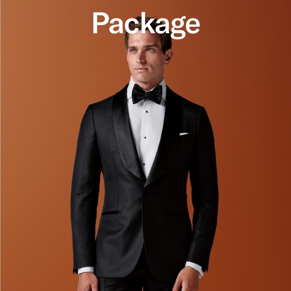 Suitsupply Elegant Black Tuxedo